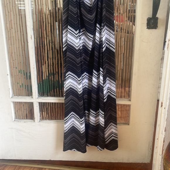 Romantic SINI Women’s Open Back Maxi Dress L - Picture 6 of 6